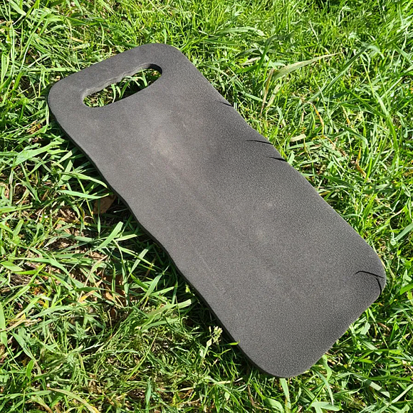 Коврик под колени - коврики ЭВА под колени, садовые коврики из ЭВА, коврики ЭВА для работы на грядках, удобные коврики ЭВА, коврик для дачи ЭВА, коврики под колени ЭВА оптом