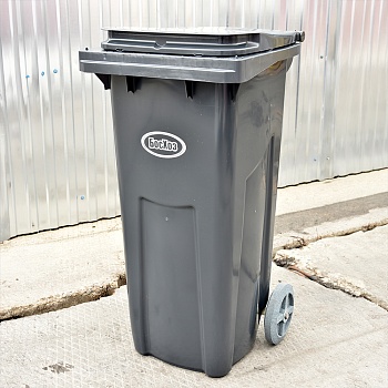 Бак мусорный на колесах с крышкой 120 л, цвет серый - Обувь ЭВА для мужчин, женщин и детей от производителя Колесник